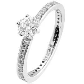 Кольцо из белого золота с бриллиантами