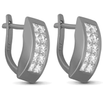 Earrings in white gold with diamonds