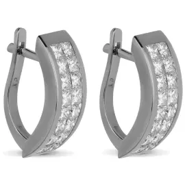 Earrings in white gold with diamonds