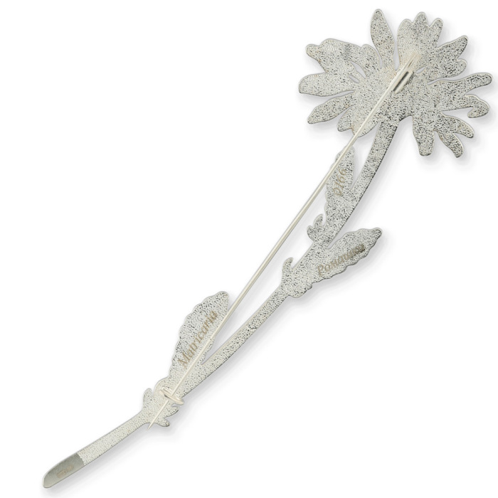 Silver brooch "Chamomile" of the collection "Herbarium of Tatyana Polyakova"
