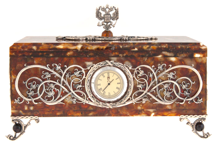 Amber casket "Sovereign" with a clock