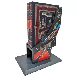 Набор книг в кожаном переплете на подставке "История авиации" в 2-х томах
