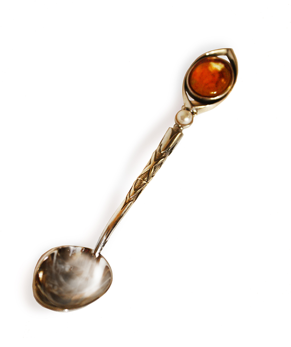Tea set made of amber "Empress" with pearls