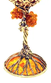 Бокал для вина из янтаря "Виноград"