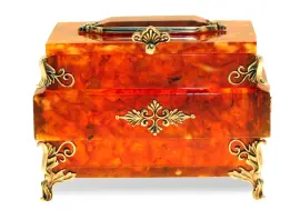 Ларец из янтаря "Державный"