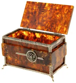 Шкатулка из янтаря "Государева"