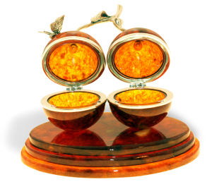 Souvenir box made of amber "Cherries"