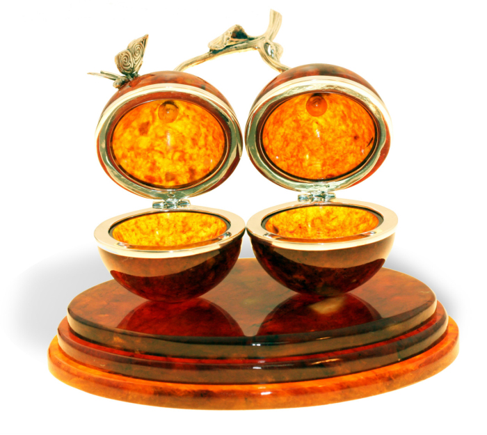 Souvenir box made of amber "Cherries"