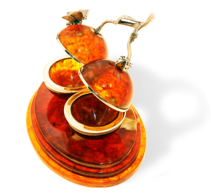 Souvenir box made of amber "Cherries"