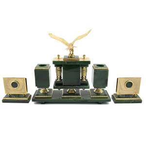 Table set made of jade "Eagle"