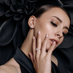 Earrings in white gold with diamonds