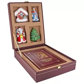 Подарочный набор с книгой и четырьмя игрушками "Семейное чтение"