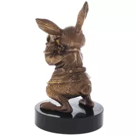 Статуэтка на долерите "Кролик"