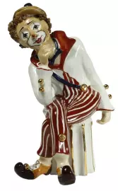 Скульптура из фарфора "Паяц-Собеседник"