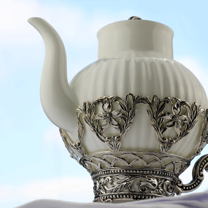 Silver and porcelain teapot "Symphony"