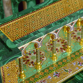 Tabletop mosque-repository for the Quran "Al-Malikiti Masjid" (Malachite Mosque)