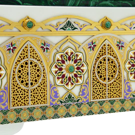 Tabletop mosque-repository for the Quran "Al-Malikiti Masjid" (Malachite Mosque)