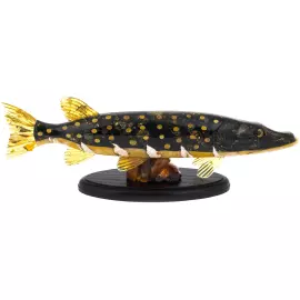 Сувенир из янтаря "Щука"