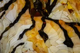 Панно из янтаря "Тигр"