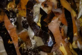 Панно из янтаря "Тигр"