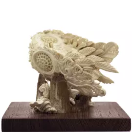 Скульптура из бивня мамонта "Сова"