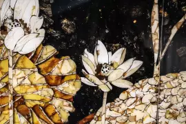 Панно из ореха и янтаря  "Журавли"