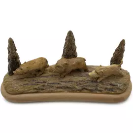 Скульптура из бивня мамонта "Кабаны на прогулке"