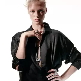 Malinka ring in white gold with diamonds