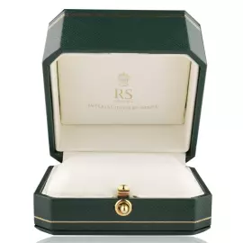 Malinka ring in white gold with diamonds