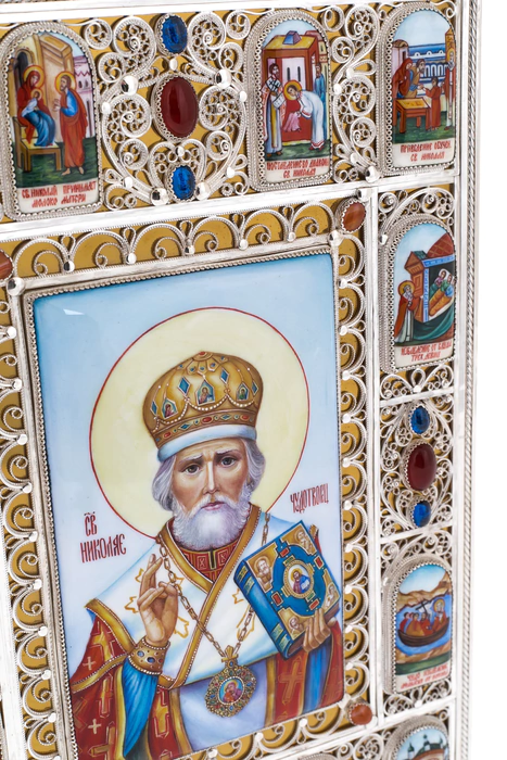 Серебряная икона с финифтью "Святой Николай Чудотворец"