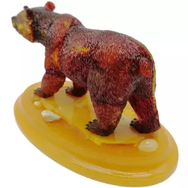 Композиция из янтаря "Медведь"