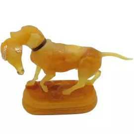 Композиция из янтаря "Охотничья собака с фазаном"