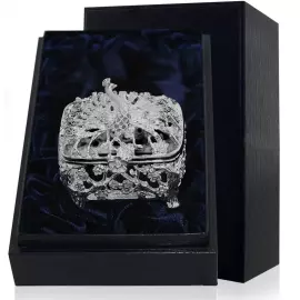 Серебряная шкатулка "Павлин" с чернением