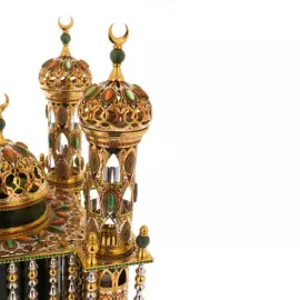 Lamp-mosque "Chor Minor" with the Koran and rosary beads, Zlatoust