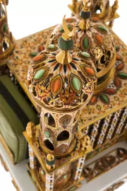 Lamp-mosque "Chor Minor" with the Koran and rosary beads, Zlatoust