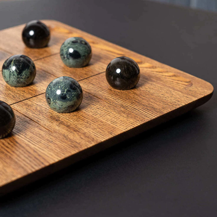 Tic Tac Toe Board Game "Patrick"
