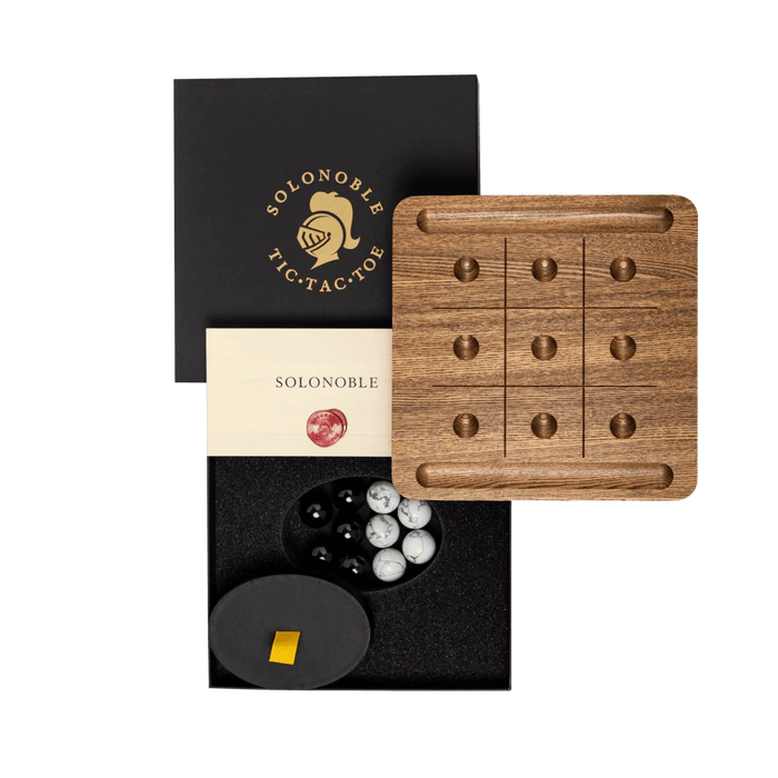 Tic Tac Toe Board Game "Poitiers"
