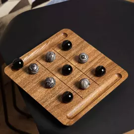 The board game Tic Tac Toe "Picasso"