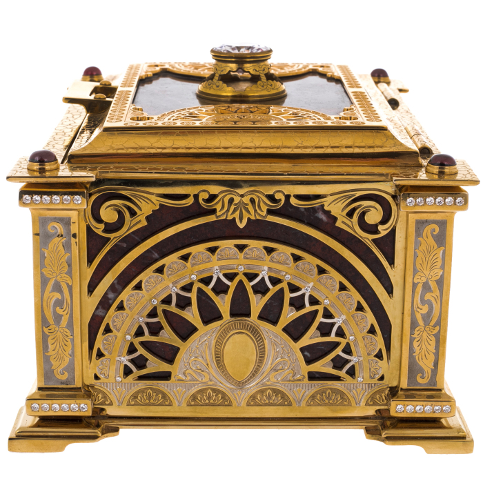 Chest of jasper "Tenderness" with rock crystal, Zlatoust