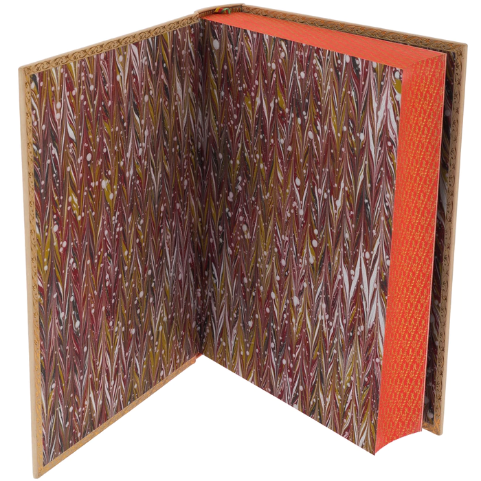 The leather-bound book "Sonnets" by Shakespeare (in Russian and English)