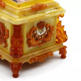 Amber casket "Rumor" collection "Smile of the amber room"