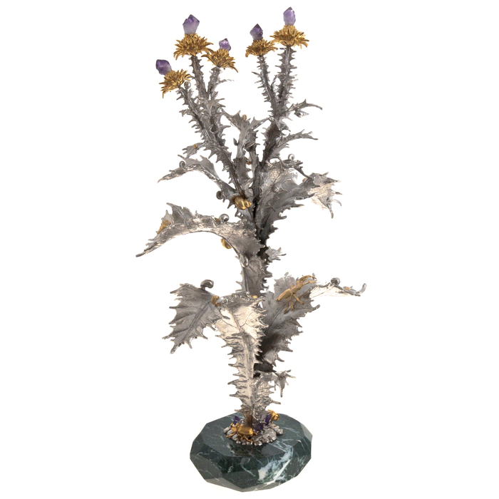 The author's bronze sculpture "Male Flower"