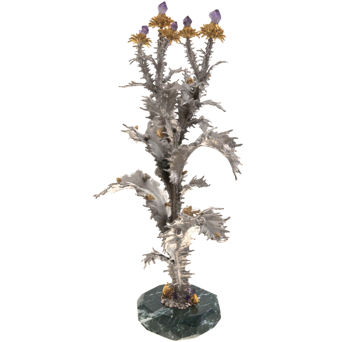 The author's bronze sculpture "Male Flower"