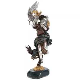 The author's bronze sculpture "The Gift of Heaven"