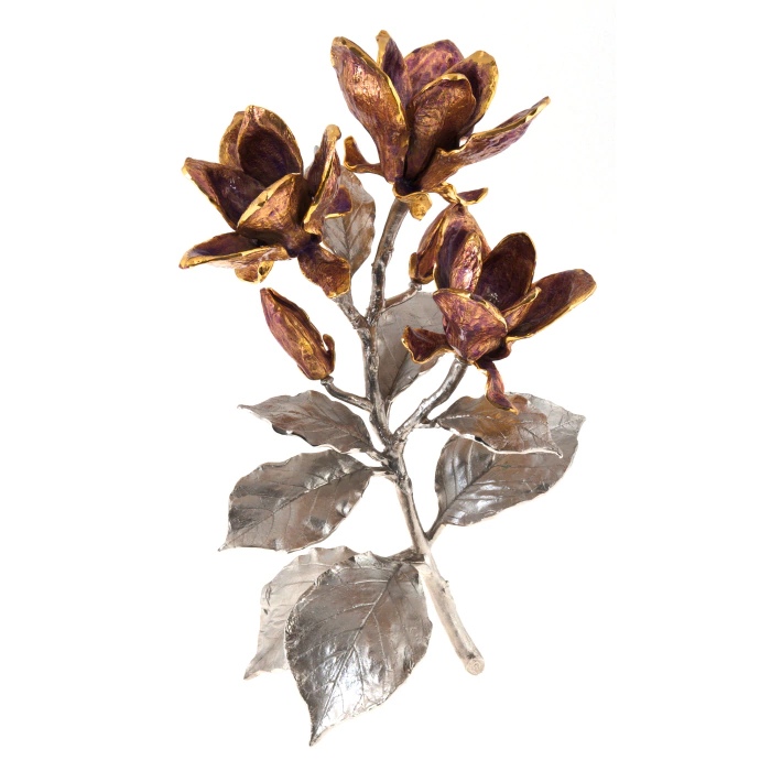The author's bronze sculpture "Magnolia"