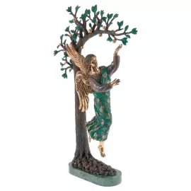 The author's bronze sculpture "Paradise Apples"