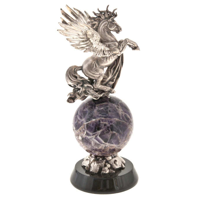 The author's bronze sculpture "Pegasus"