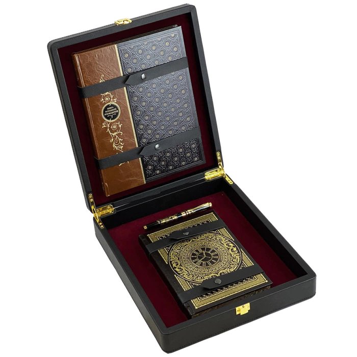 Gift set "Book of a successful leader" with a diary and a pen