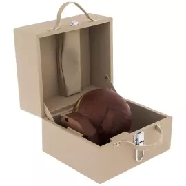 Арт-объект из ореха и янтаря "Шар"