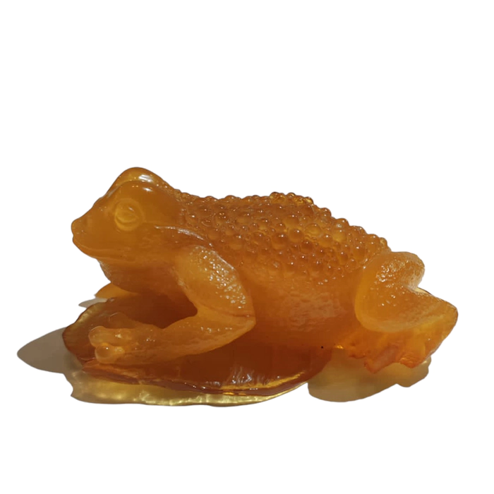 Amber statuette "Frog"